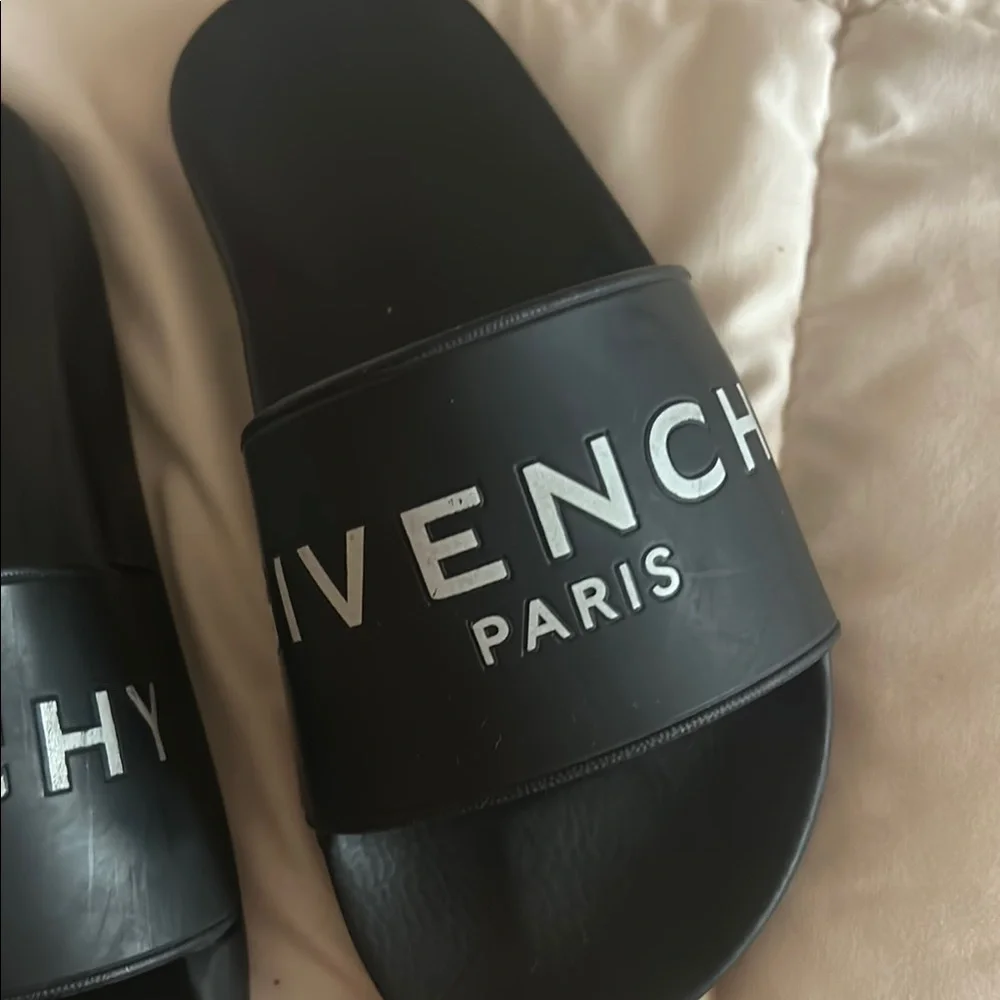 Authentic Givenchy Black Designer Slides - Picture 3 of 8
